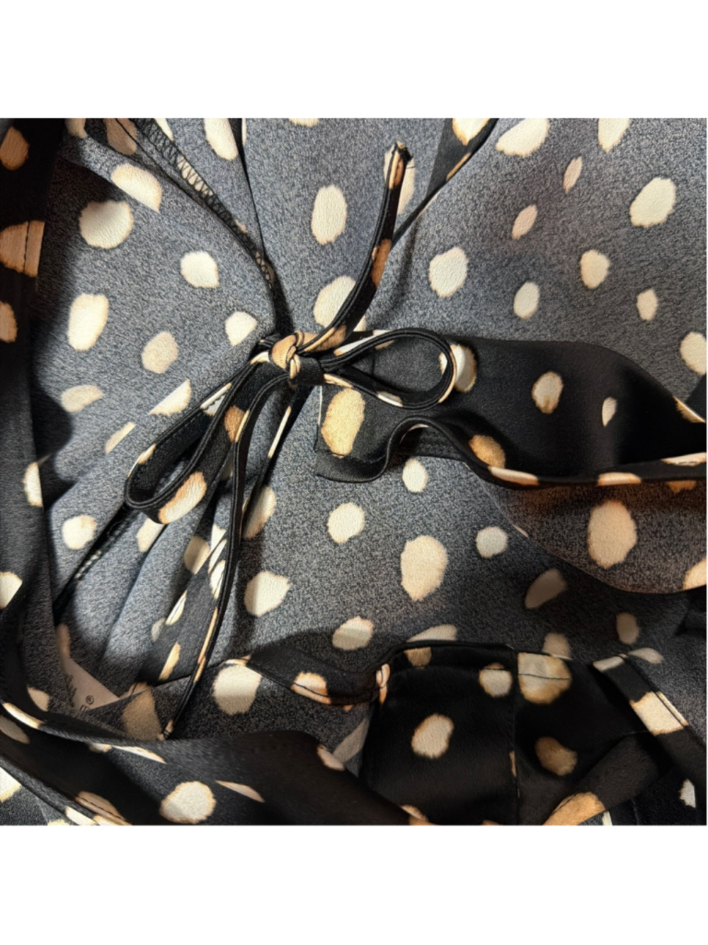 Silky animal print and Taylor blouse  - Picture 12 of 12
